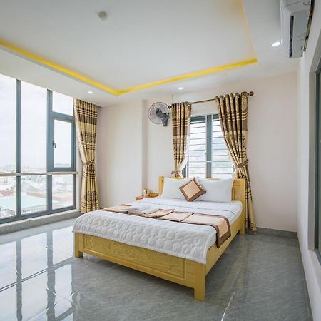 Phu Xuan Hotel Куинён Экстерьер фото