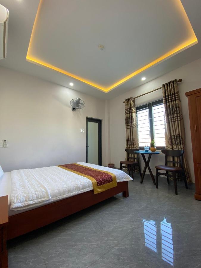 Phu Xuan Hotel Куинён Экстерьер фото