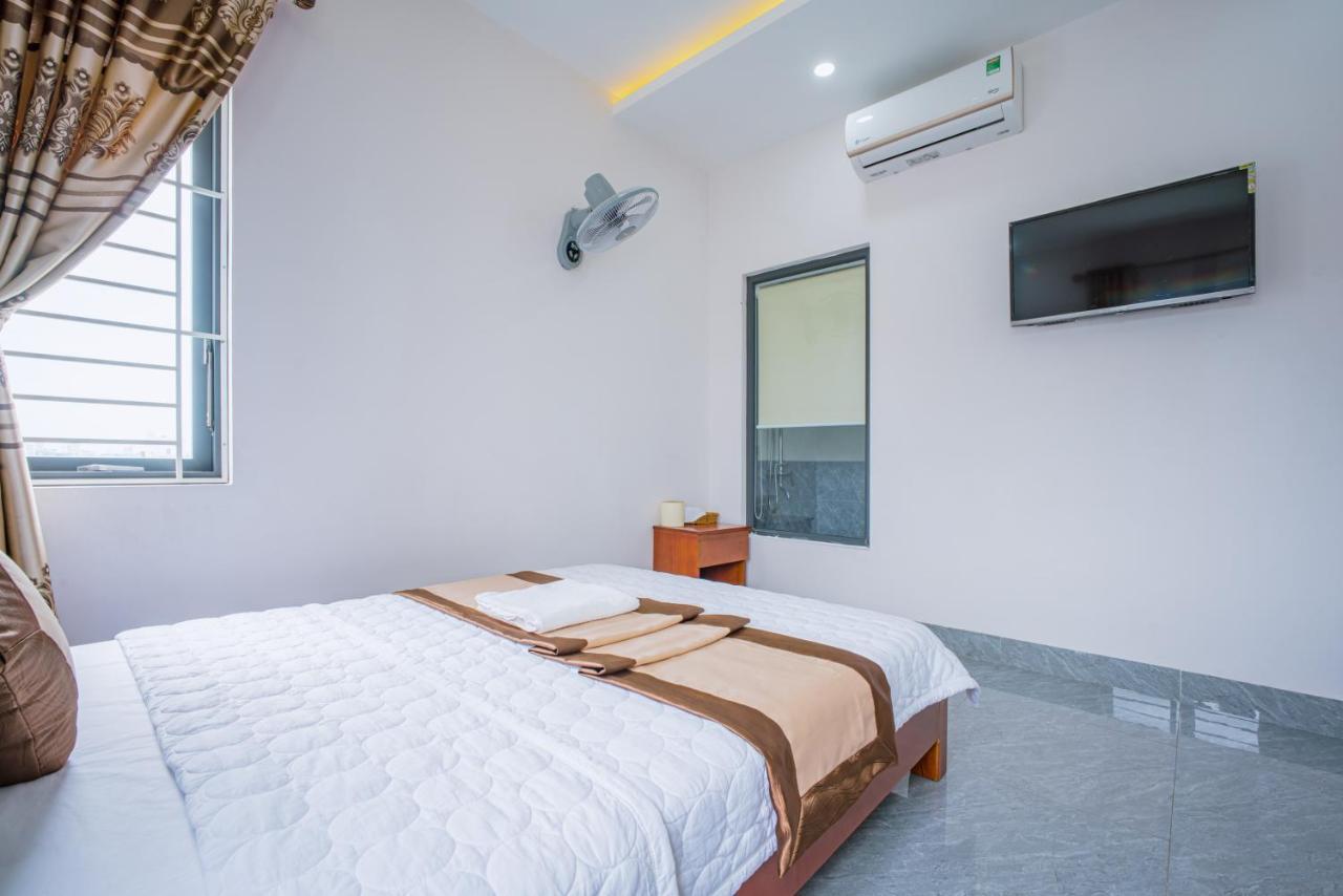 Phu Xuan Hotel Куинён Экстерьер фото