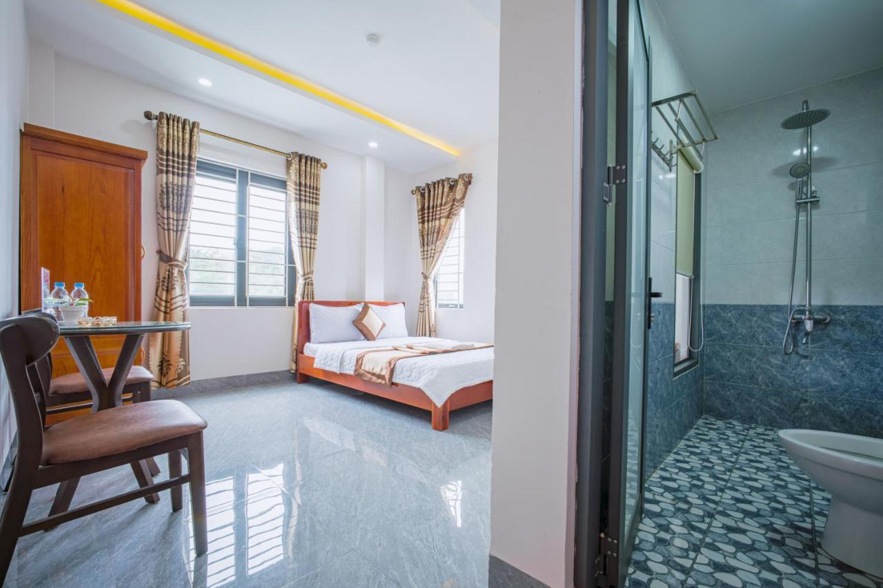 Phu Xuan Hotel Куинён Экстерьер фото