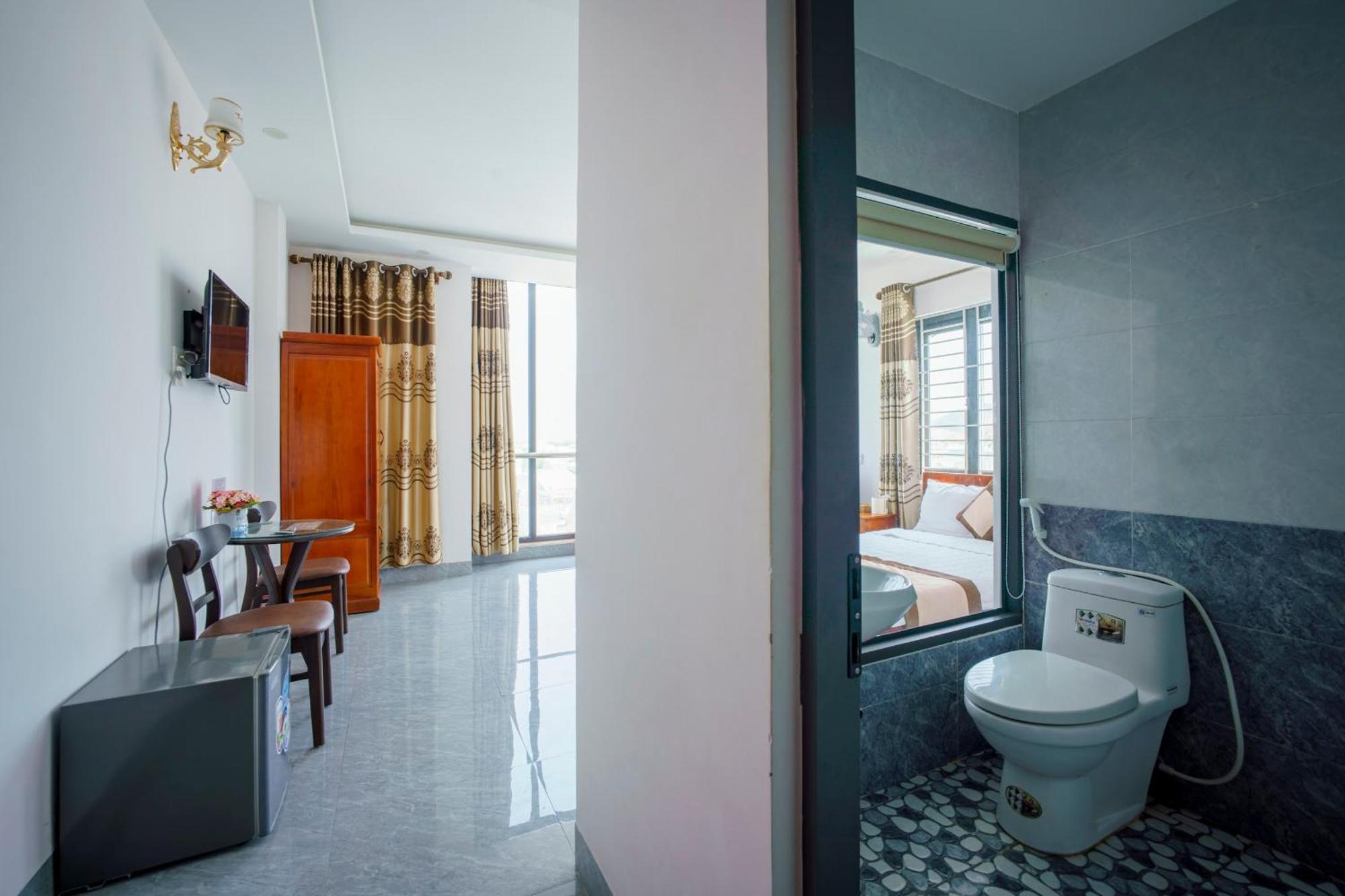 Phu Xuan Hotel Куинён Экстерьер фото